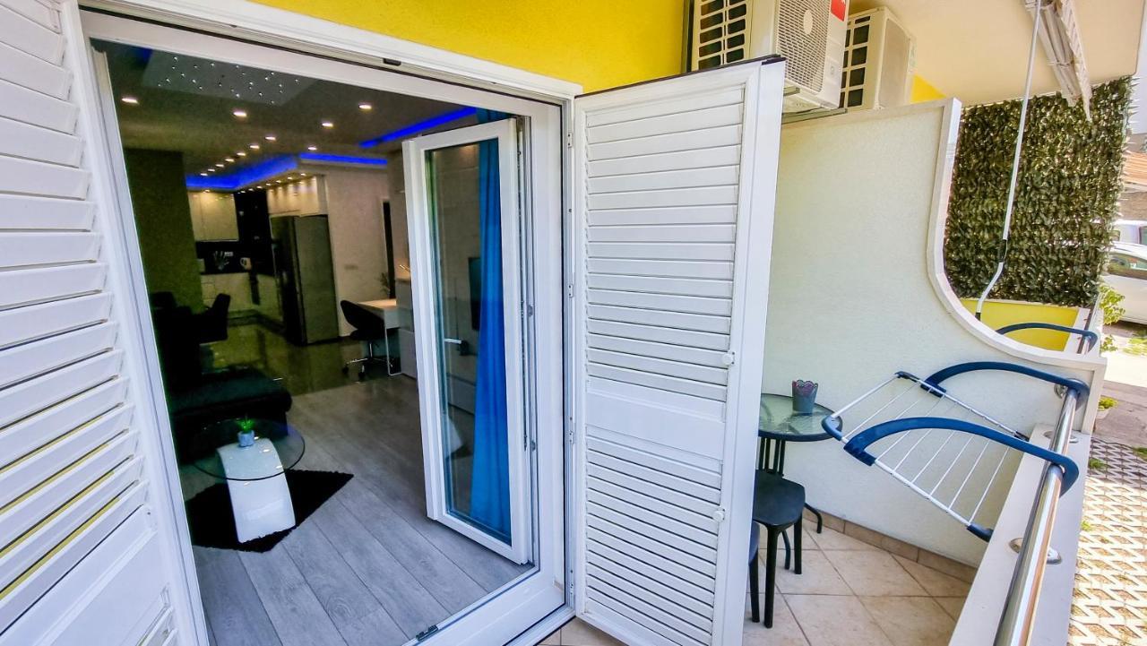 Deluxe Apartment F & M Tučepi Kültér fotó