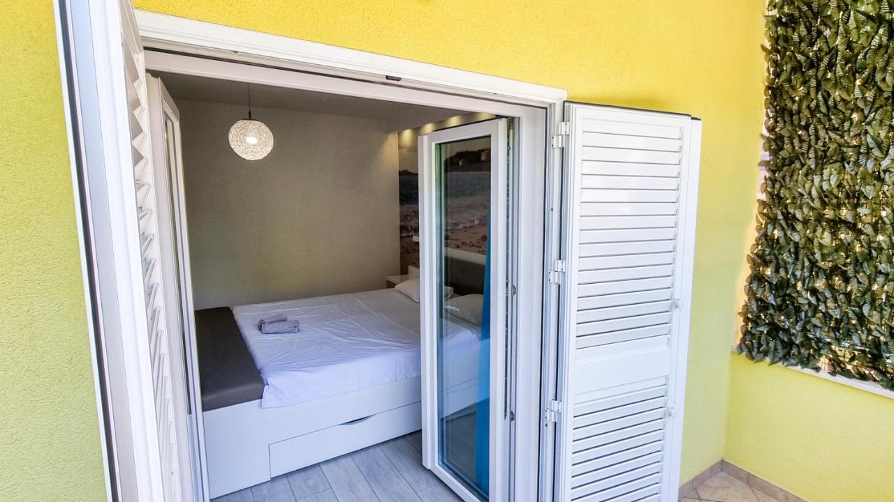 Deluxe Apartment F & M Tučepi Kültér fotó
