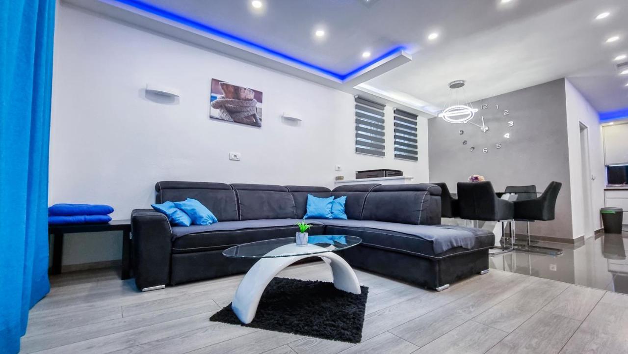 Deluxe Apartment F & M Tučepi Kültér fotó