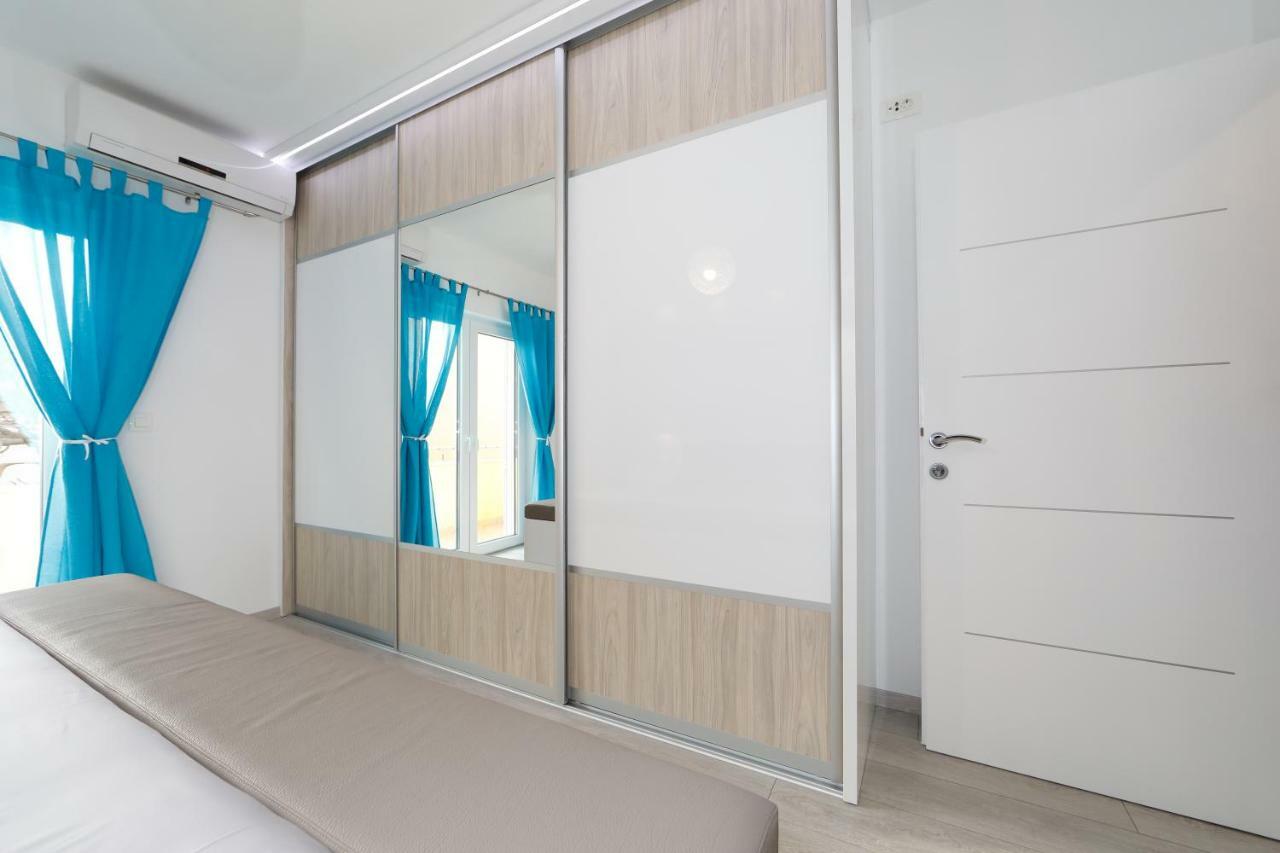 Deluxe Apartment F & M Tučepi Kültér fotó